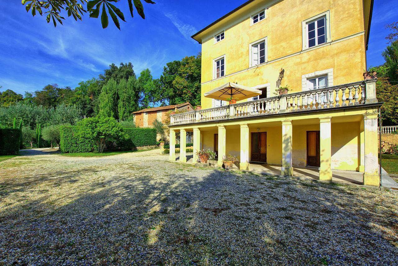 Villa Fiamma By Posarellivillas Piaggiori Exteriör bild