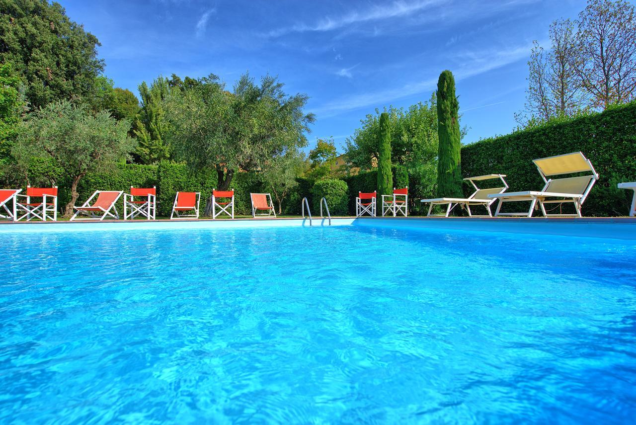 Villa Fiamma By Posarellivillas Piaggiori Exteriör bild