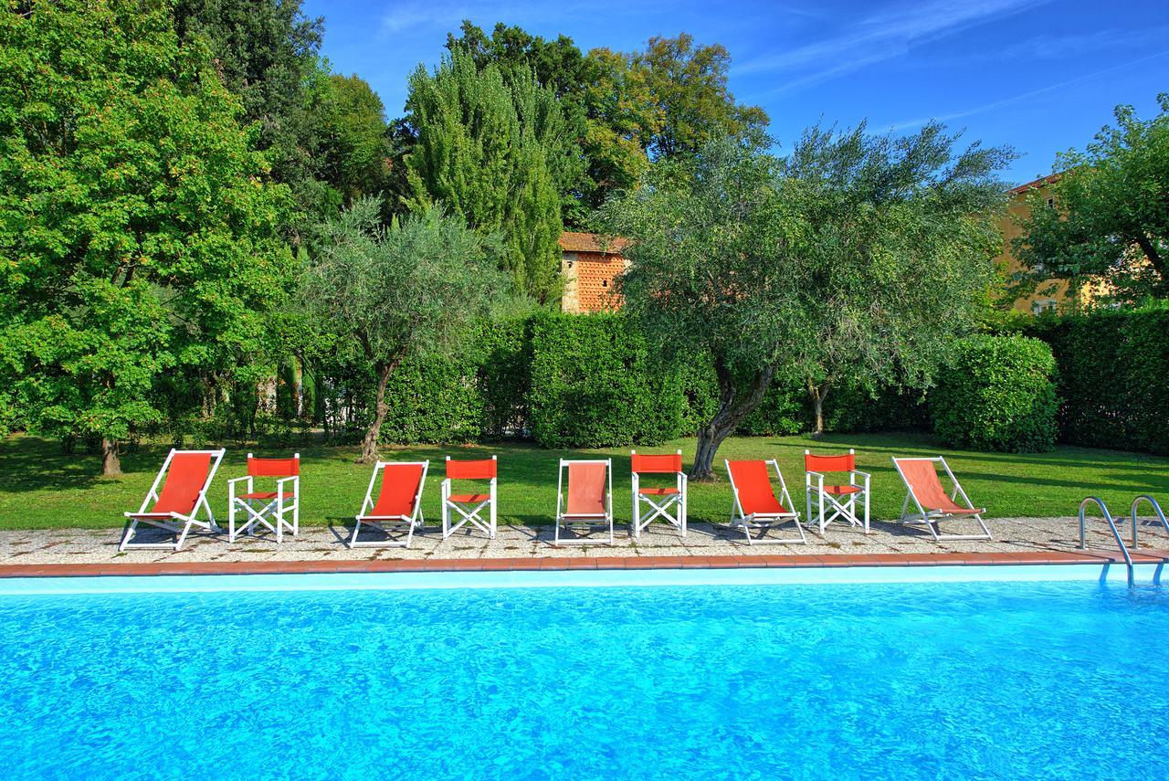 Villa Fiamma By Posarellivillas Piaggiori Exteriör bild