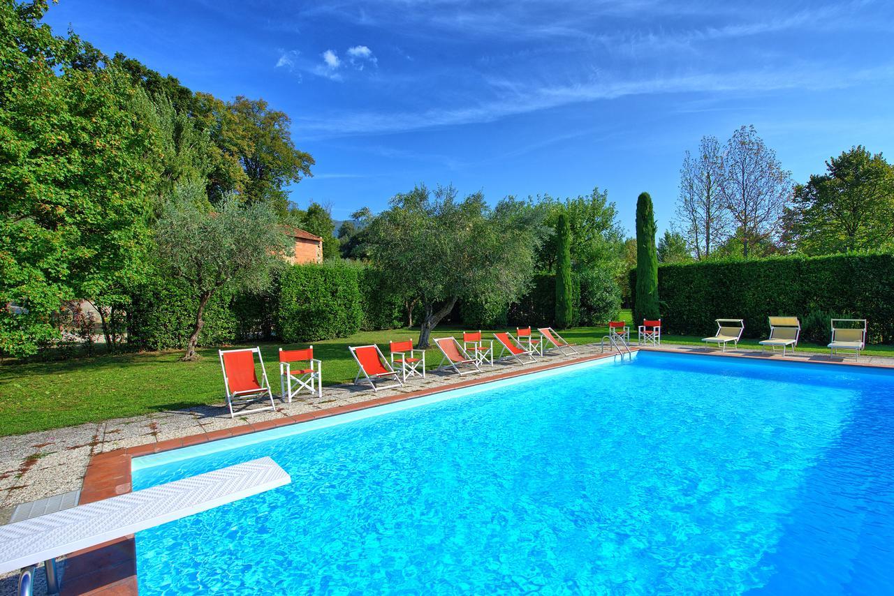 Villa Fiamma By Posarellivillas Piaggiori Exteriör bild
