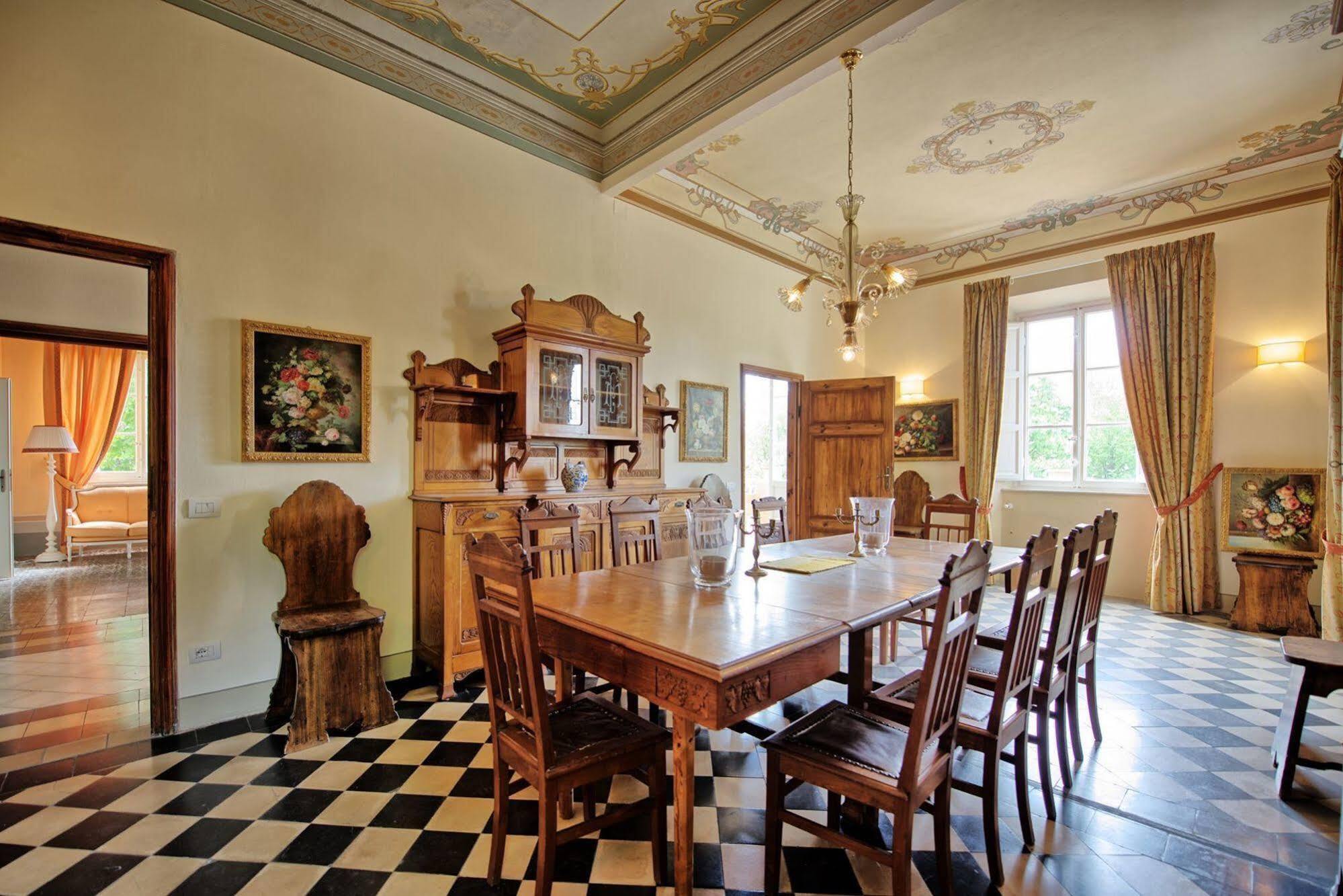 Villa Fiamma By Posarellivillas Piaggiori Exteriör bild