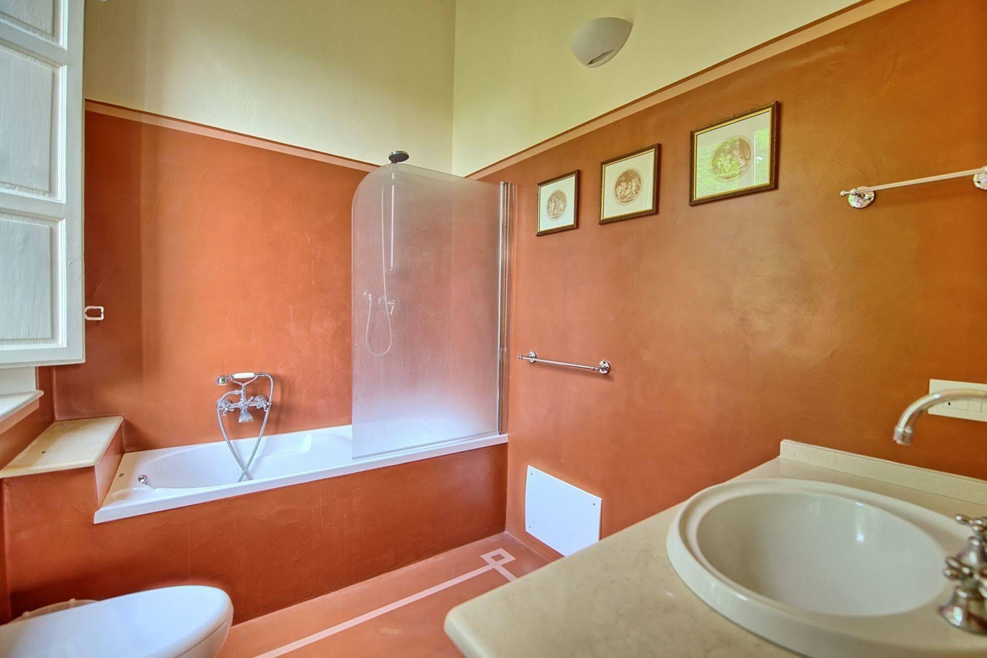 Villa Fiamma By Posarellivillas Piaggiori Exteriör bild